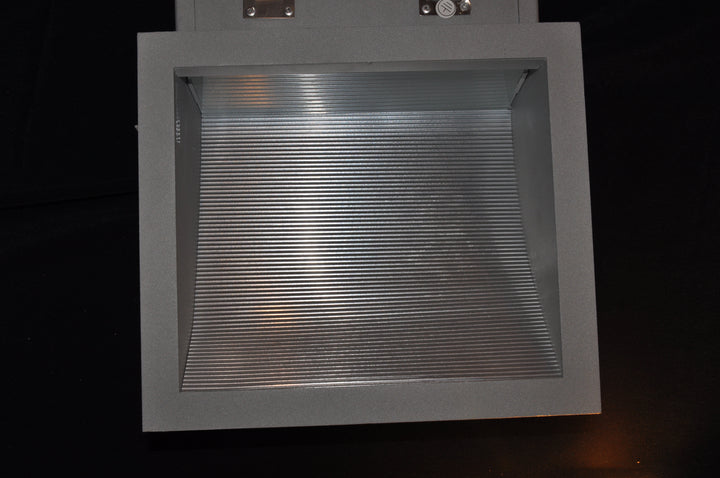 DOWNLIGHT